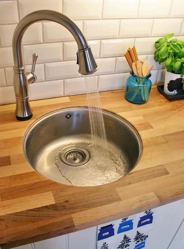 Budget kitchen makeover ideas like changing a faucet via @skimbaco
