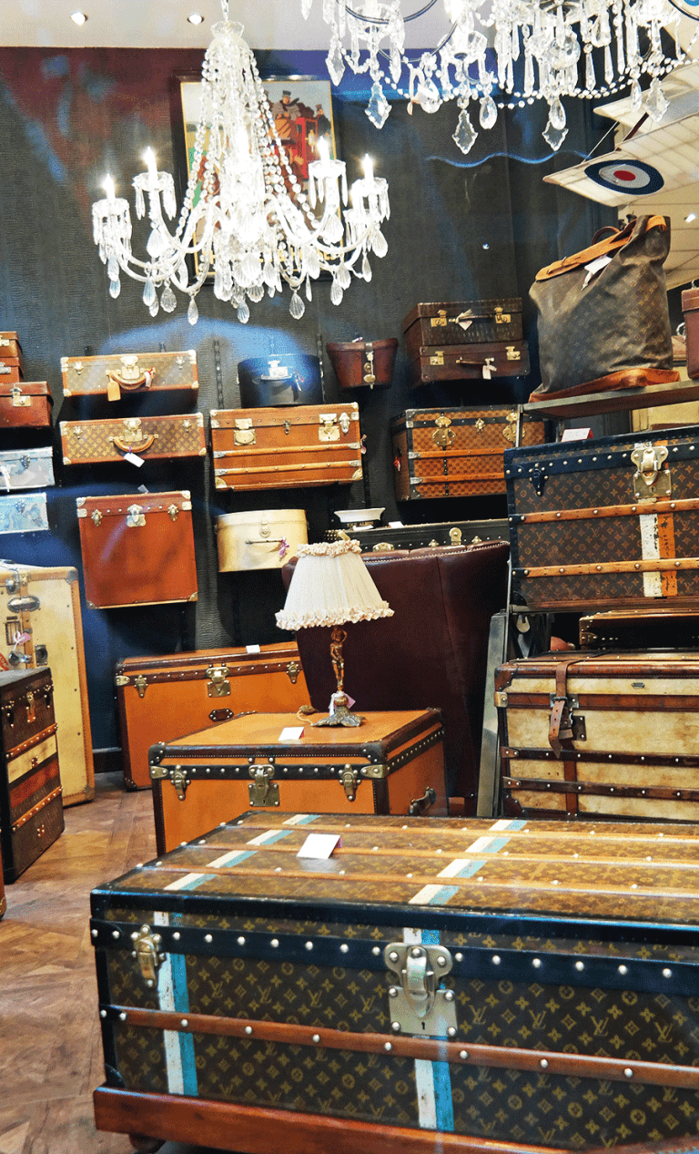 Paris Flea Market Style as Home Decorating Inspiration Skimbaco